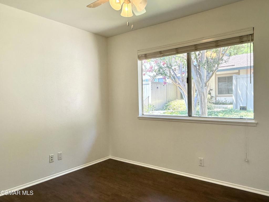 Oakbrook Townhomes - 518 - 1005302 - Residential Lease