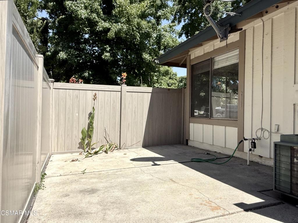 Oakbrook Townhomes - 518 - 1005302 - Residential Lease