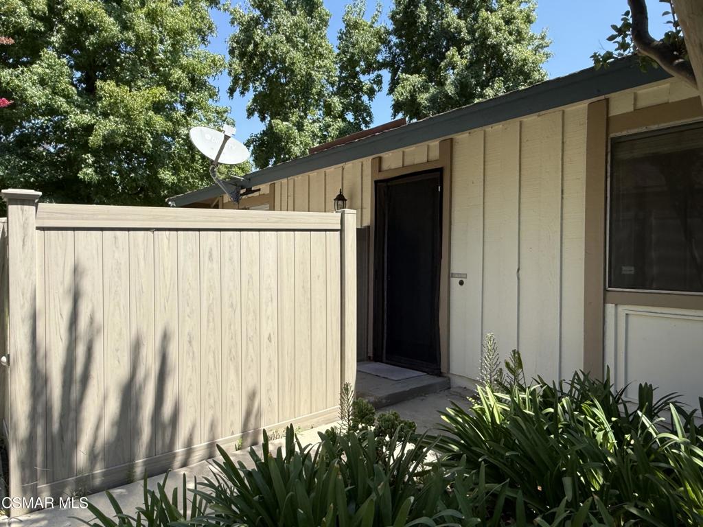 Oakbrook Townhomes - 518 - 1005302 - Residential Lease