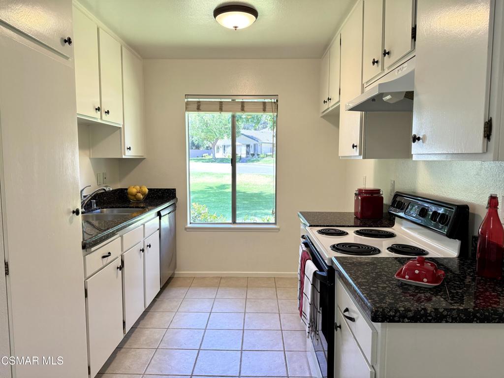 Oakbrook Townhomes - 518 - 1005302 - Residential Lease