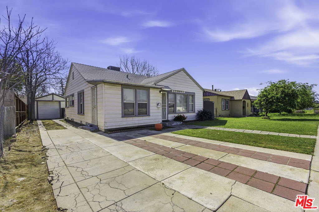 2901 California Avenue