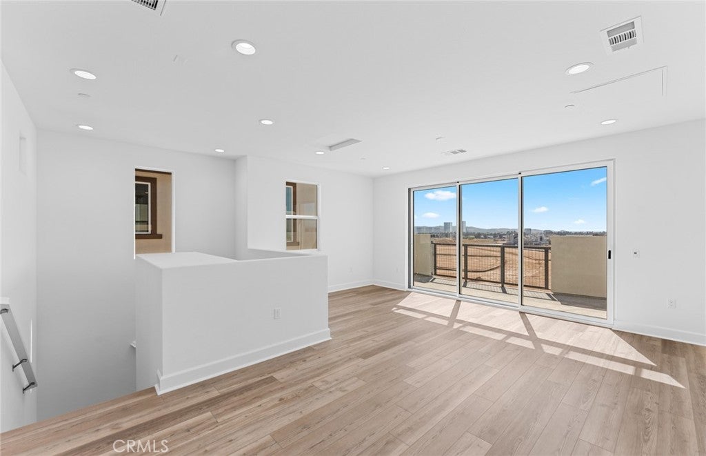 105 Moody, Irvine CA 92618 - Photo 25
