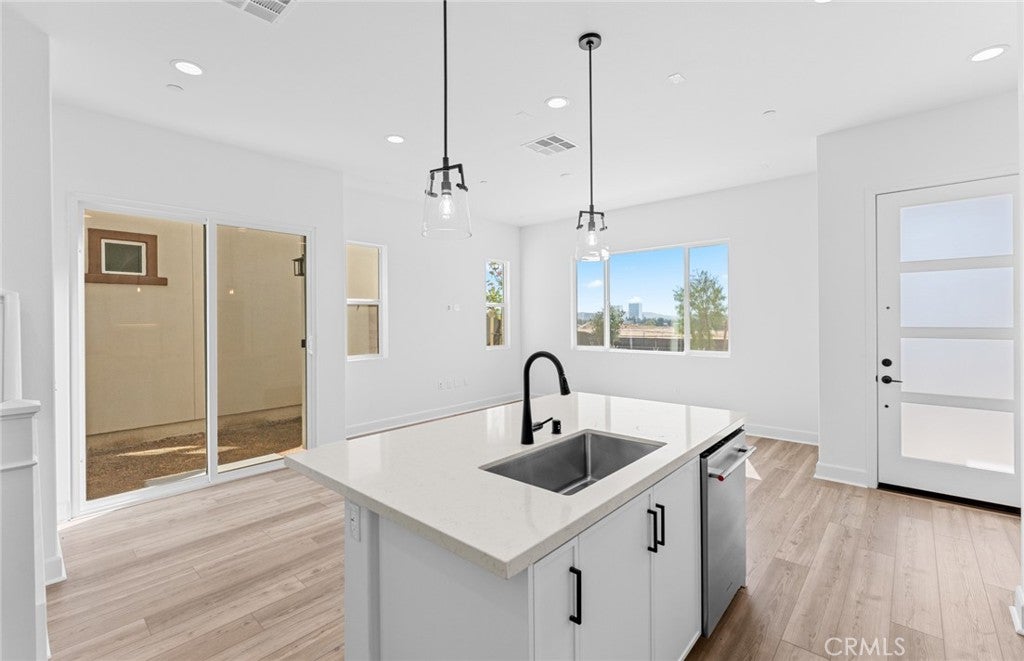 105 Moody, Irvine CA 92618 - Photo 11
