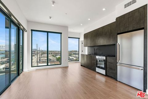 Photo of 10700 Tabor Street #402, Los Angeles, CA 90034 (MLS # 26828965)