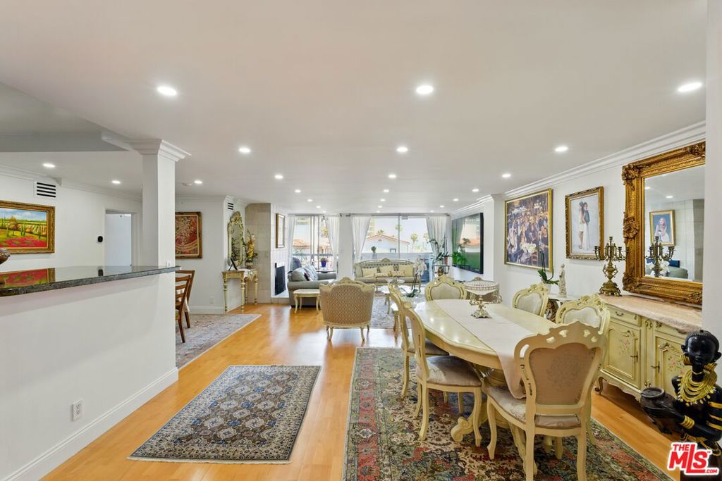 Properties 4 321 N Oakhurst Drive 606
