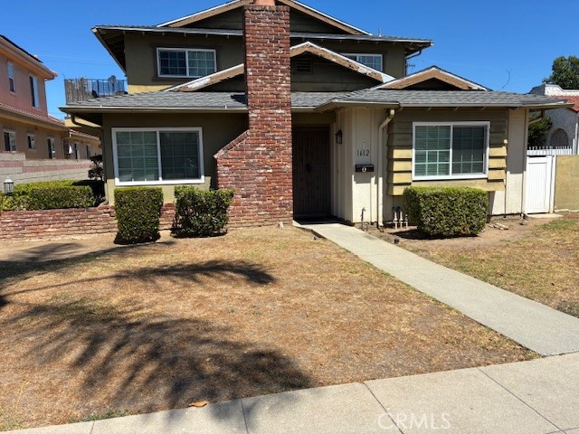Good two bedrooms, two bathrooms and one remodeled. New dishwasher, oven and top range. Counters are new; easy access to restaurants, schools and shopping centers.