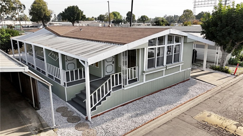 3595 Santa Fe Avenue 213