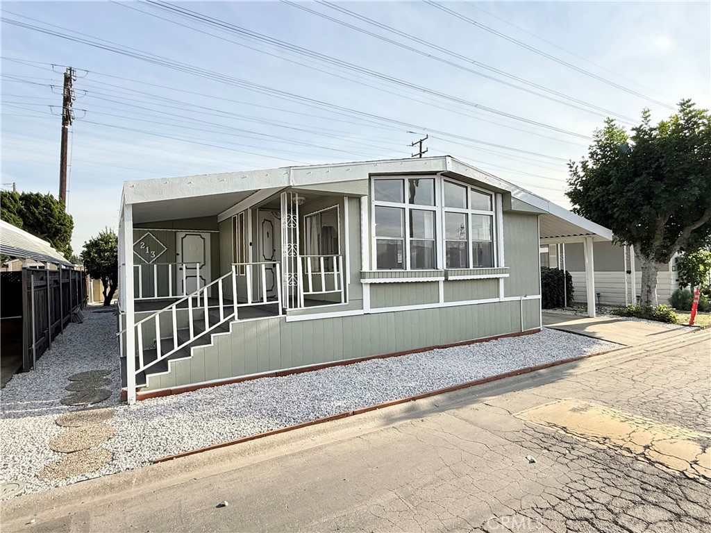 Photo 1 of 25 — 3595 Santa Fe Avenue 213, Long Beach, CA 90810