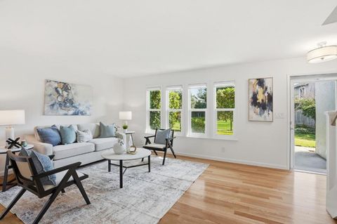 Photo of 1140 Glenmeadow Court, San Jose, CA 95125 (MLS # ML82034298)