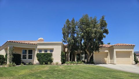 Photo of 62 Laken Lane, Palm Desert, CA 92211 (MLS # 219145642DA)