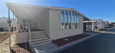 307 S Smith Ave Unit 64, Corona, CA 92882 - MLS#: IG25281208