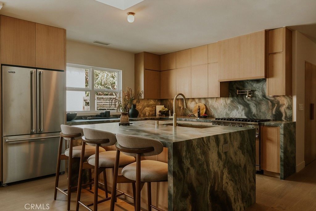 Photo of 4048 Tivoli Avenue, Los Angeles, CA 90066 (MLS # PW26031981)