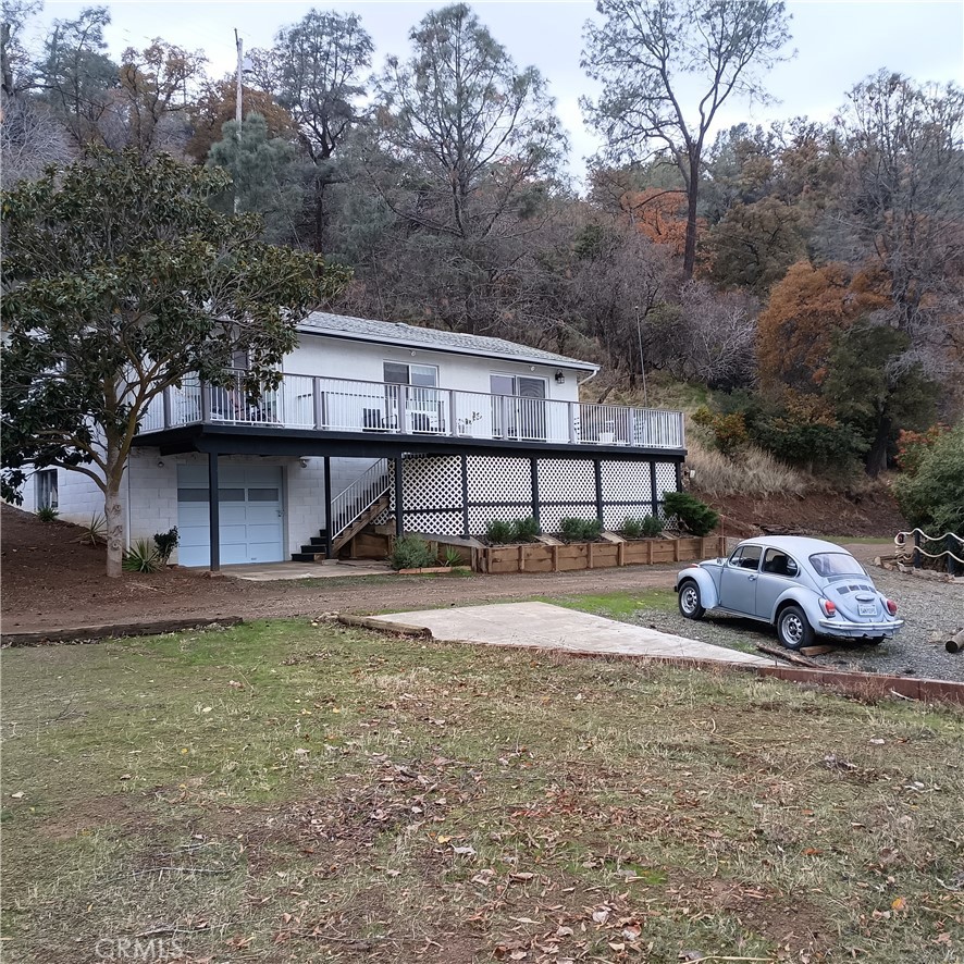 10098 Crestview Drive