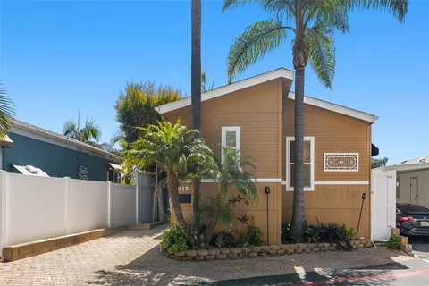 MLS: OC26075434