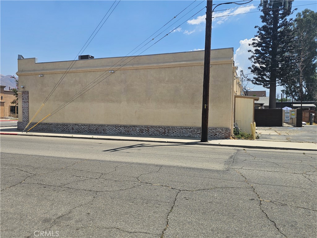 300 E Main Street