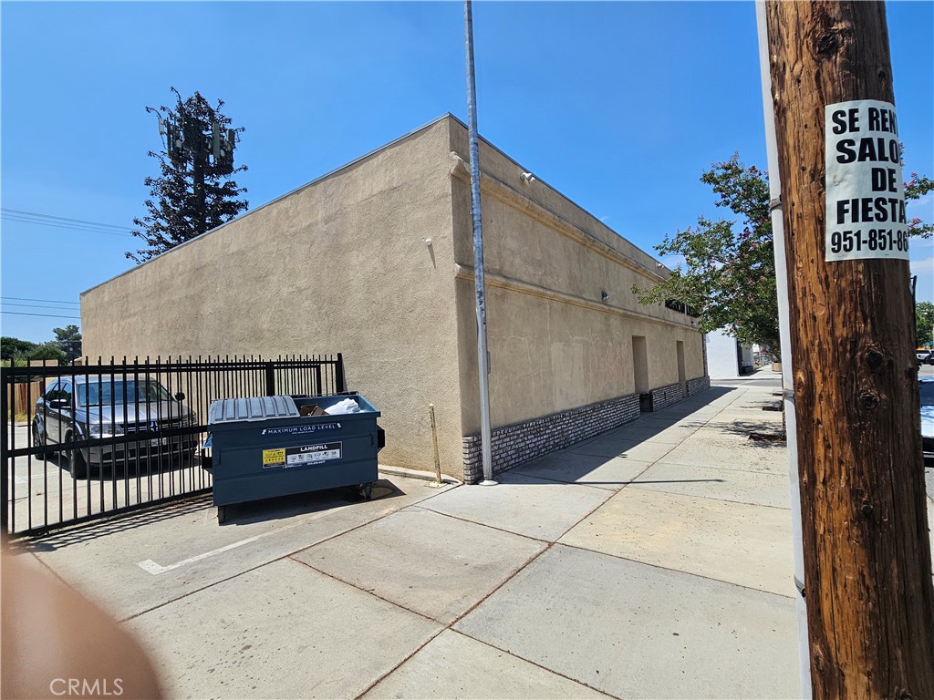 300 E Main Street
