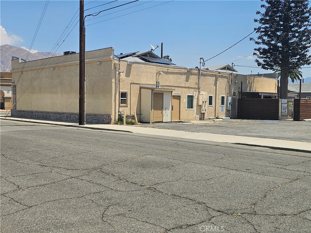 300 E Main Street