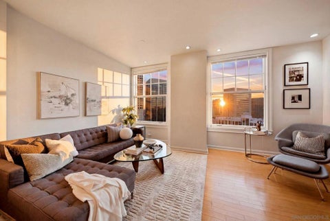 Photo of 702 Ash St #509, San Diego, CA 92101 (MLS # 260009161SD)