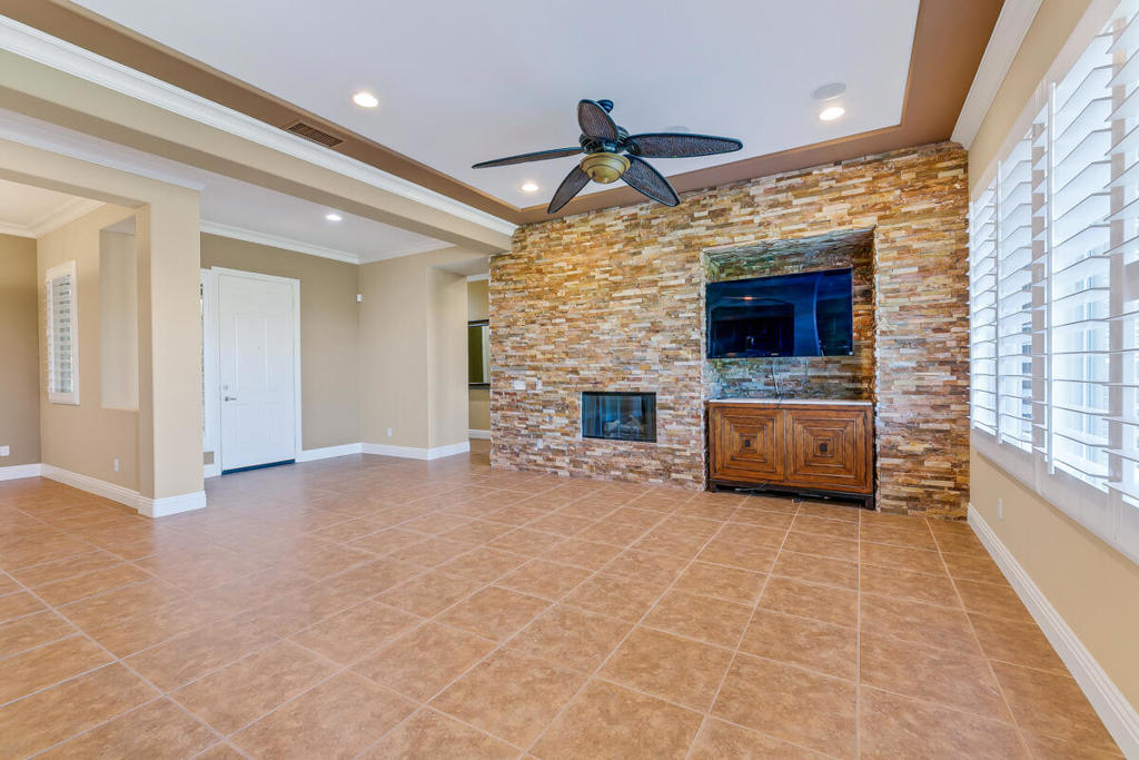 Amatista at Capri - Residential Lease