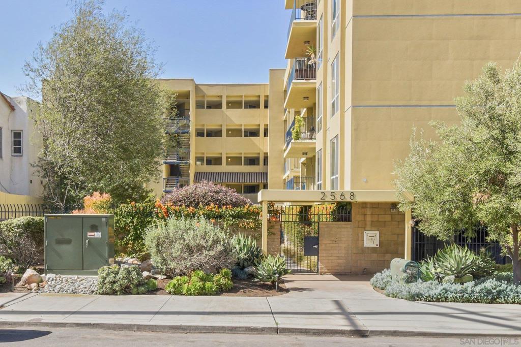 2568 Albatross St 6F