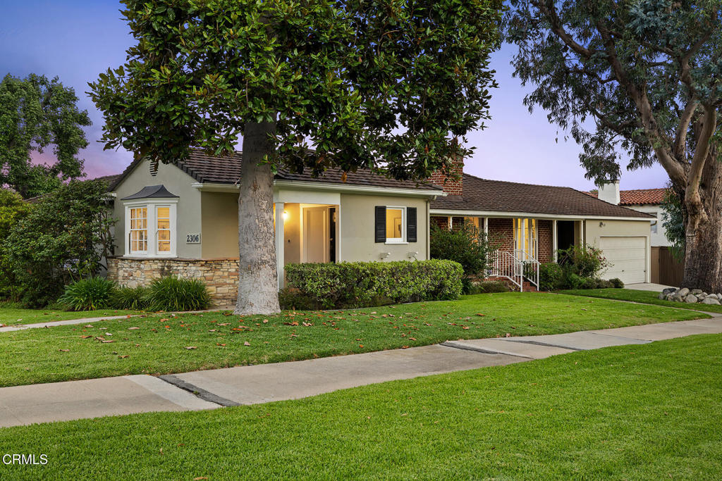 2306 Glen Canyon Road