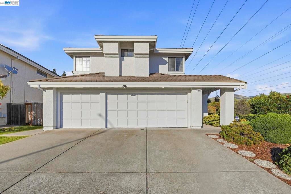 43884 Cameron Hills Drive Dr