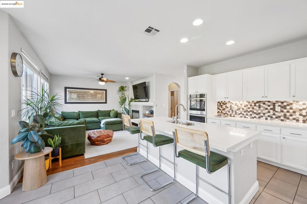 AMERICAN CANYON - Residential