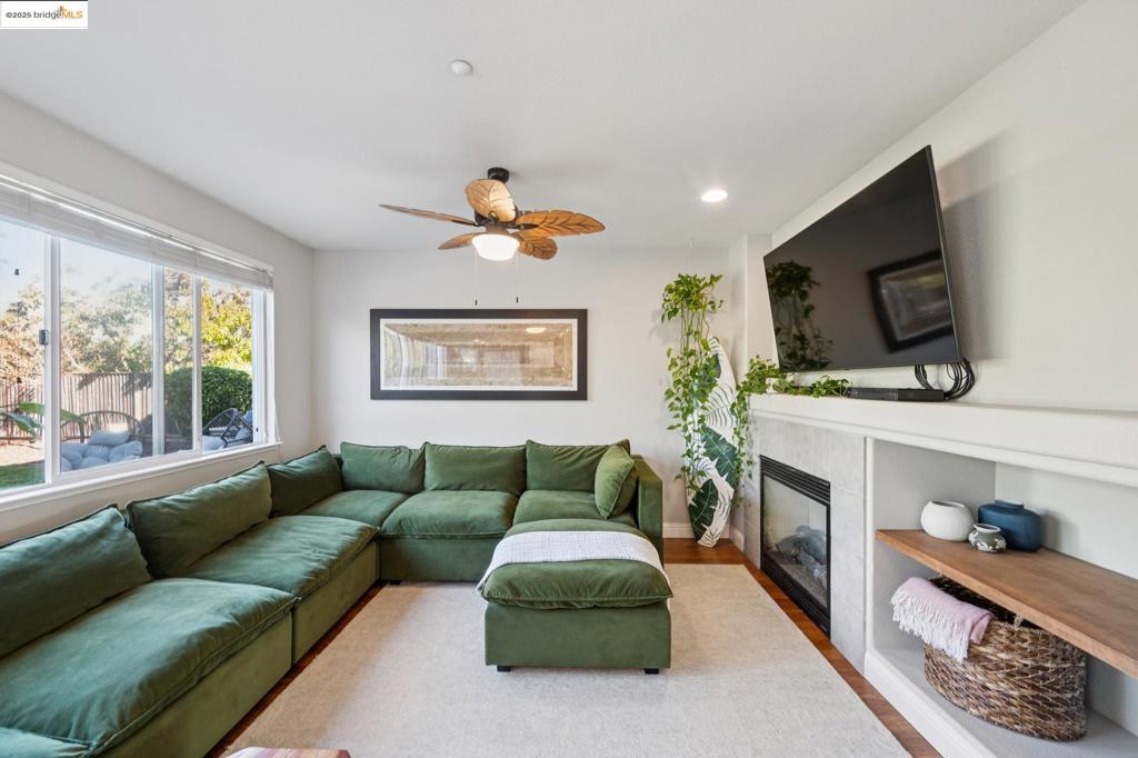 AMERICAN CANYON - Residential