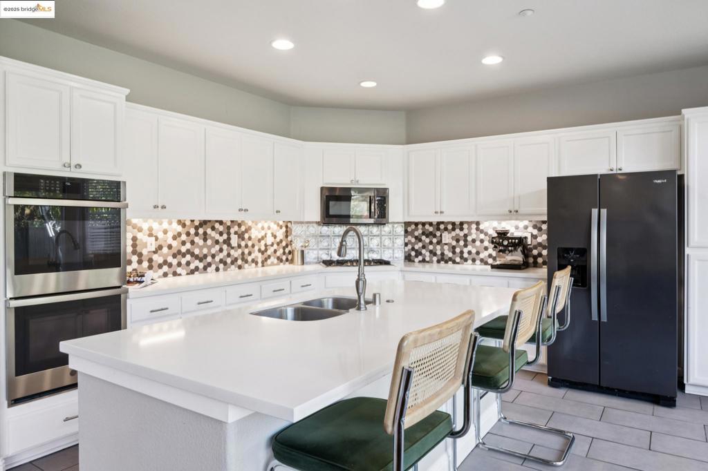 AMERICAN CANYON - Residential