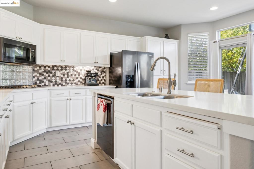 AMERICAN CANYON - Residential