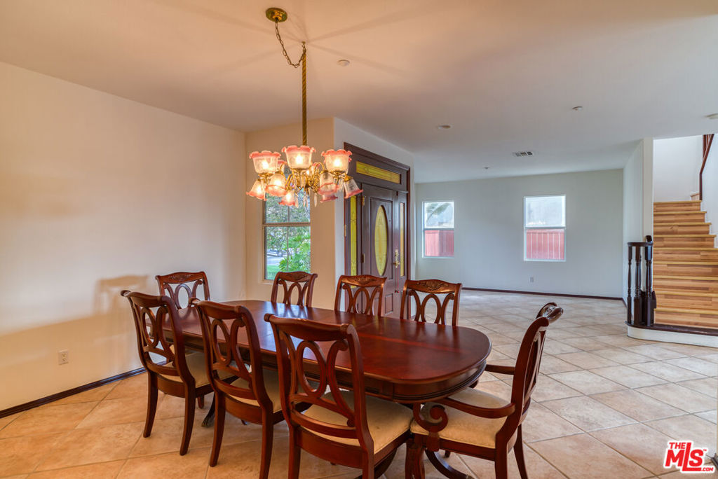 13103 Angeles Trail Way