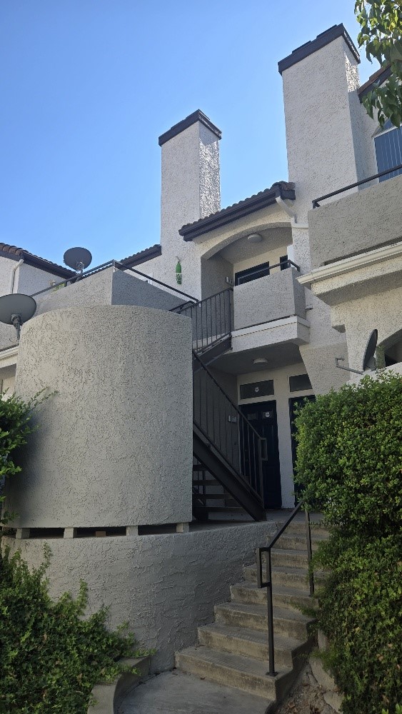 This 1-bedroom, 1-bathroom plus loft condo is in the highly desired and well-maintained Le Parc community of Chino Hills. This unit is move-in ready with new paint and flooring throughout as well as newly remodeled kitchen and bathroom. Additional features include high ceilings, cozy fireplace, kitchen with gas range, microwave and refrigerator, and stackable washer/dryer. One private garage and one assigned parking space included. Association pool and spa. Conveniently located close to the 71 and 60 freeways, Costco and Lowes shopping centers, restaurants, a movie theater and more. HOA fees and water/sewer/trash are included. No pets or smoking. Renter’s insurance required.