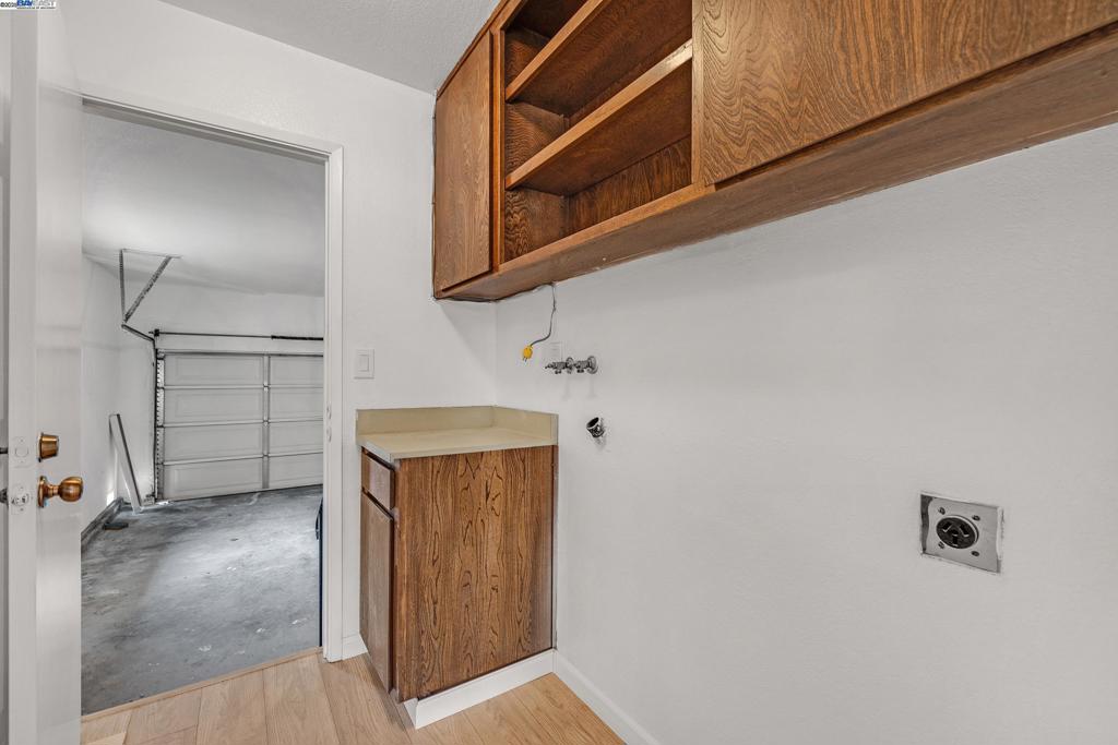 ASSUMPTION PARSH - Residential
