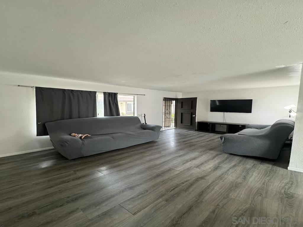 807 S Mollison Ave 26