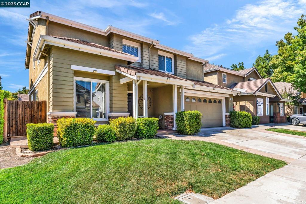 CA CREEKSIDE - Residential
