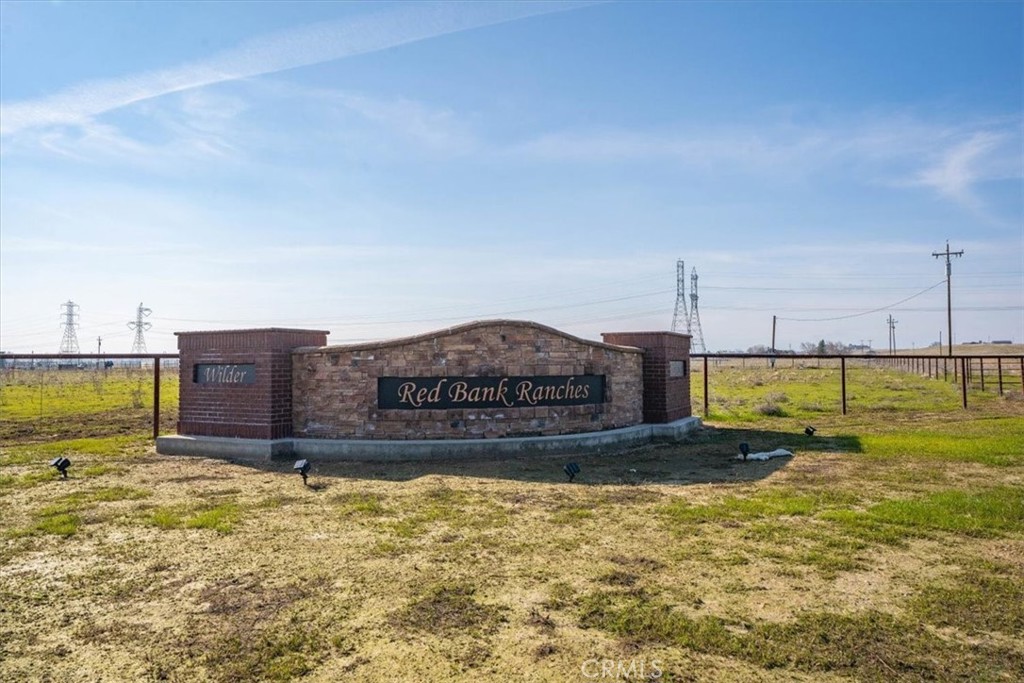 POTENTIAL 5% DOWN FINANCING AVAILABLE. BUYER TO VERIFY ALL LOAN REQUIREMENTS & TERMS.
Prime 2-20 Acre Parcels in Gated Red Bank Ranches – Just 5 Minutes from Town!
Discover the perfect blend of country living and convenience with these flat, usable 20-acre parcels in the private, gated community. Available individually for $150,000 or purchase both for $300,000. This is an incredible opportunity to build your dream ranch just five minutes from town.
These parcels offer plenty of space for cattle, horses, or other livestock, making them ideal for those seeking a ranching or equestrian lifestyle. The land has been dry hay farmed in the past, creating the potential for agricultural use once again. Power is already located at the property, and a well and septic will be needed for development.
Whether you're looking to build, farm, or simply enjoy the peace and privacy of rural living, these parcels provide endless possibilities. With a prime location just minutes from town, you can enjoy the best of both worlds—tranquil country life with easy access to everyday conveniences.