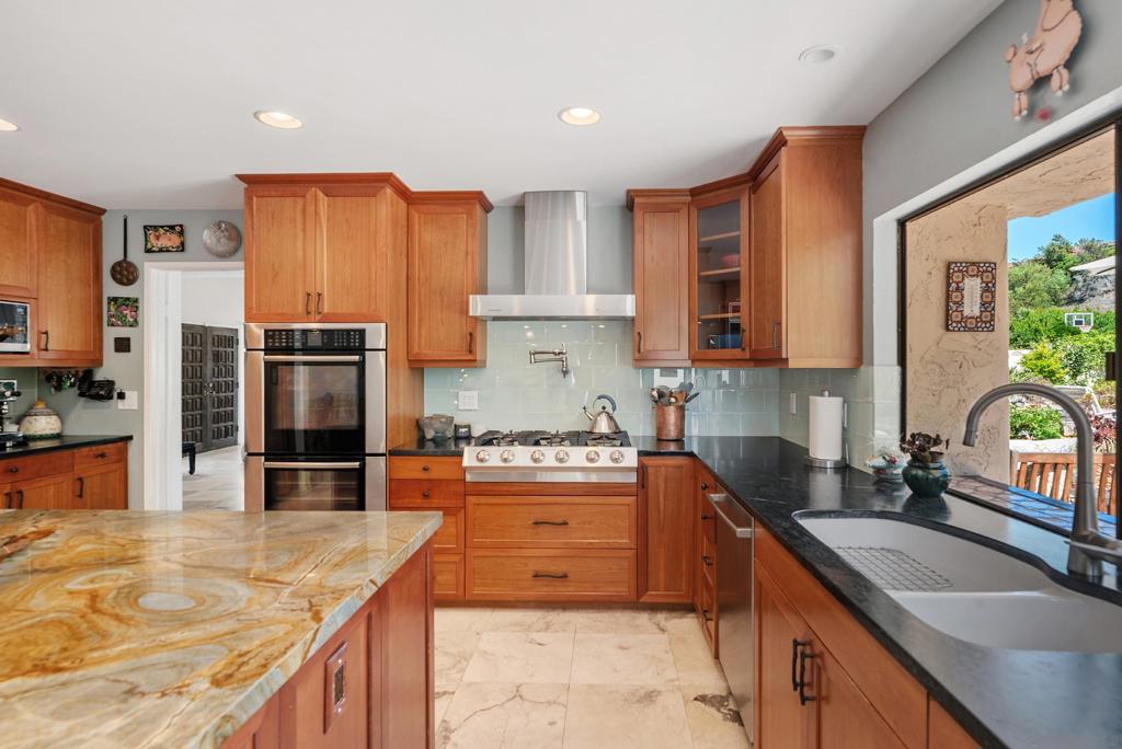 13414 Calle Colina