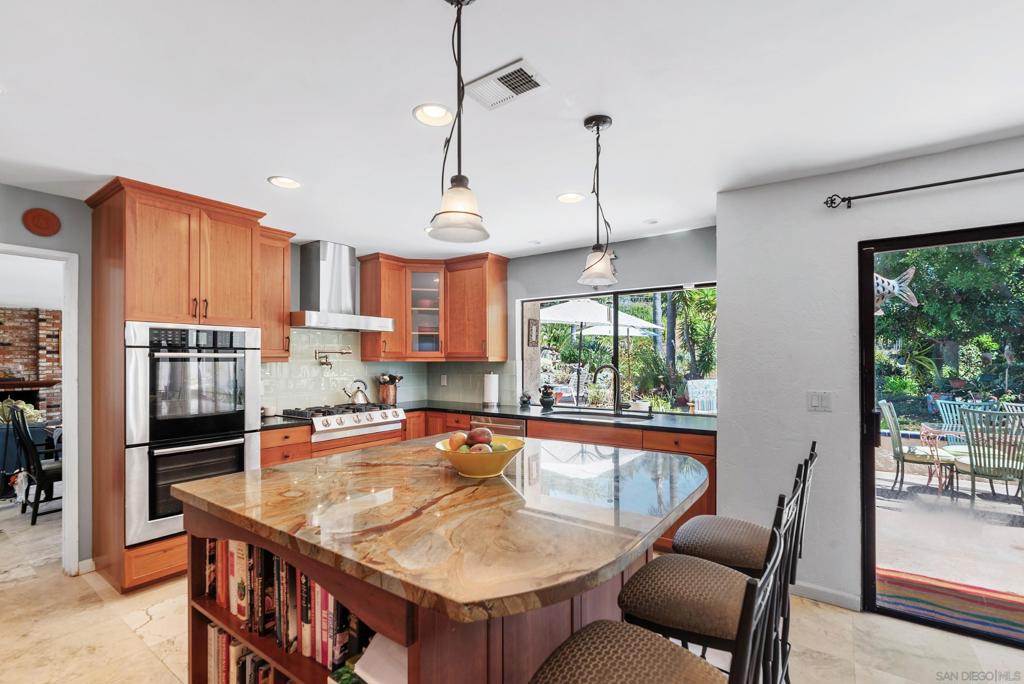13414 Calle Colina