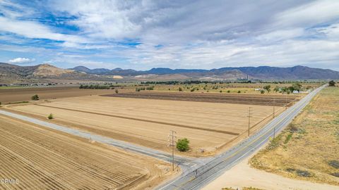 Photo of 0 Highline Lot 5, Tehachapi, CA 93561 (MLS # V1-30129) Photo of 0 Highline Lot 5, Tehachapi, CA 93561 (MLS # V1-30129)