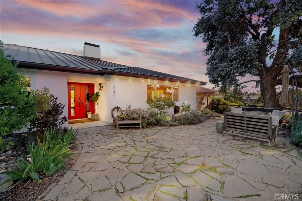 2540 Stonehill Court