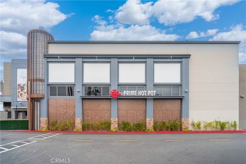 2415 PARK Avenue Tustin CA 92782