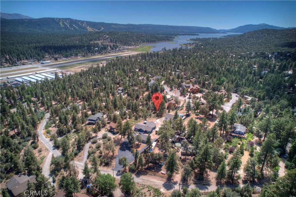 Photo of 1101 Mound Street, Big Bear City, CA 92314 (MLS # PW25267073)
