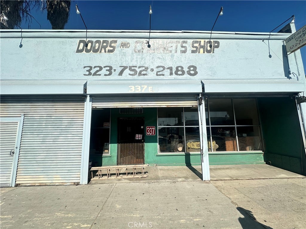 337 E Manchester Ave, Los Angeles, CA 90003