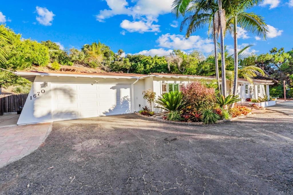 1670 Alta Vista Drive