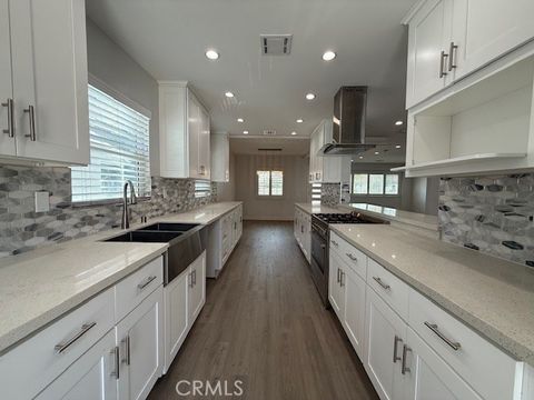 Photo of 6053 Turnergrove Drive, Lakewood, CA 90713 (MLS # DW25220083) Photo of 6053 Turnergrove Drive, Lakewood, CA 90713 (MLS # DW25220083)