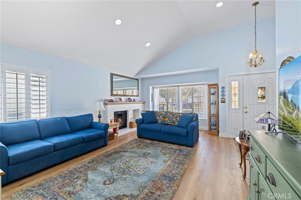 21092 Cedar Lane