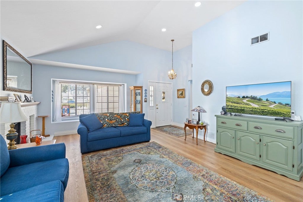 21092 Cedar Lane