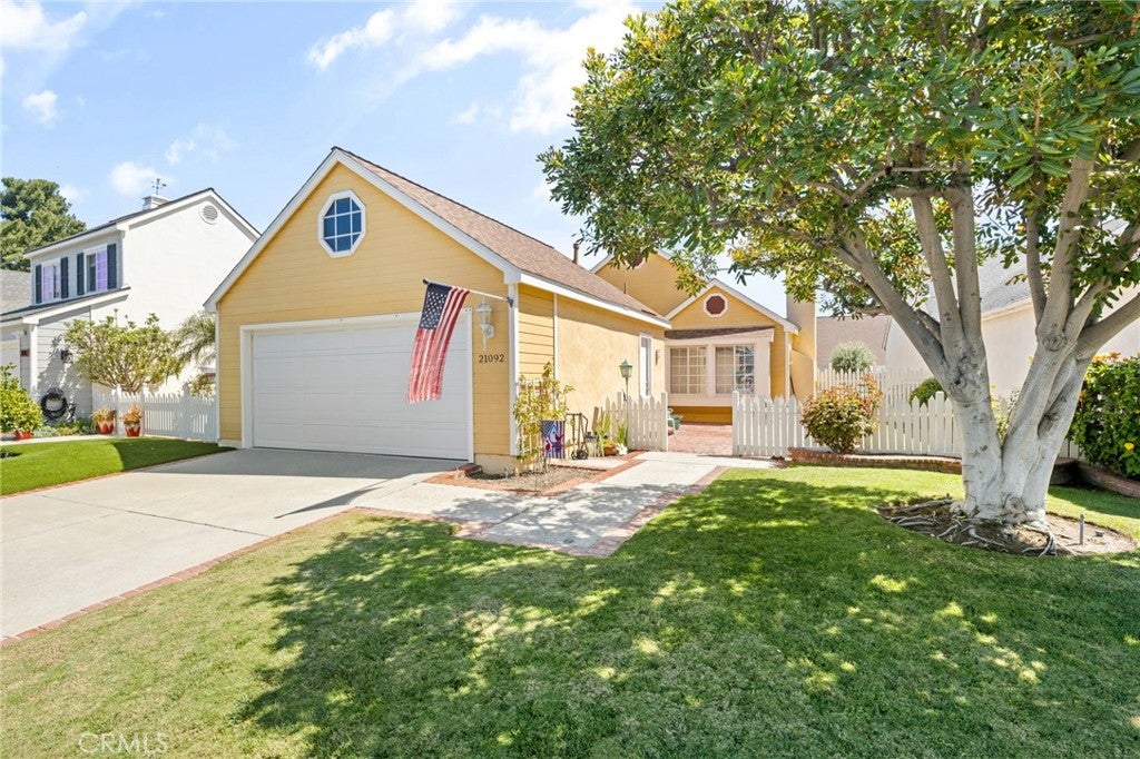 21092 Cedar Lane