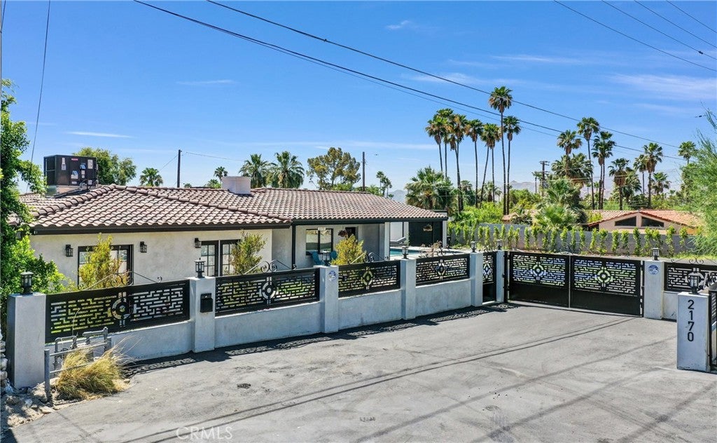 2170 N Via Monte