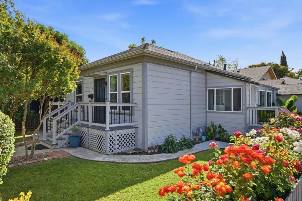 Photo of 195 Boston Avenue, San Jose, CA 95125 (MLS # ML82042590)